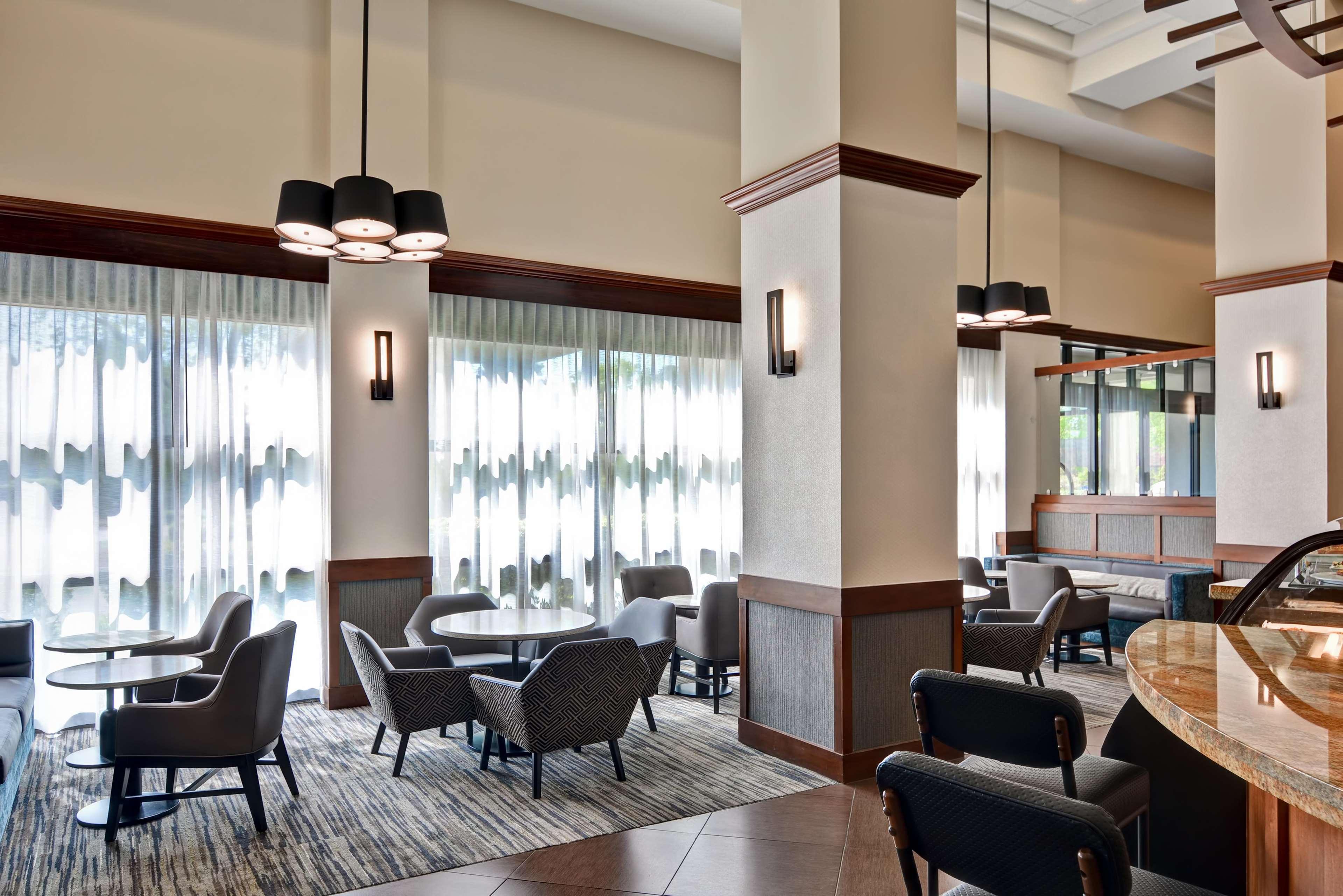 Hyatt Place Wolfchase 3*