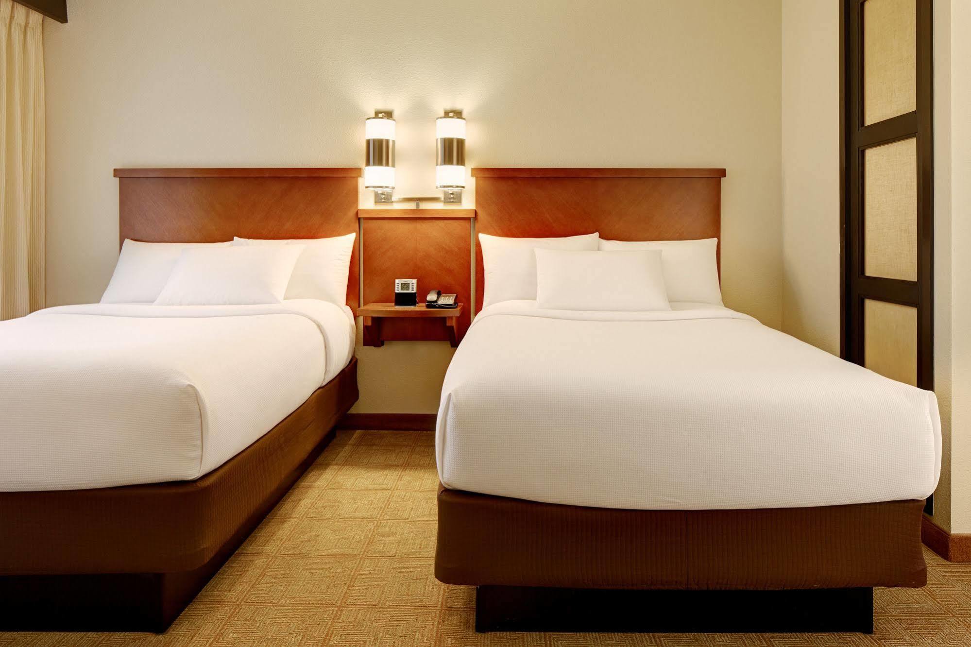 Hyatt Place Wolfchase Hotel 3*